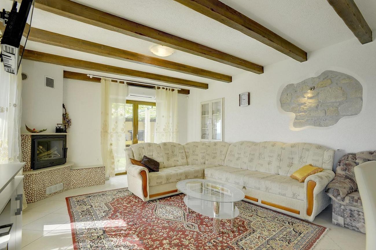 Villa Bella Lupoglav  Exteriör bild